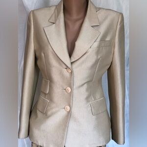 La City Paris, Elegant Cream Women's fitted Blazer